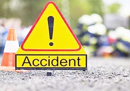 भक्तपुरमा तीन मोटरसाइकल एकापसमा ठोक्किँदा एक जनाको मृत्यु भने अन्य दुई जना घाइते
