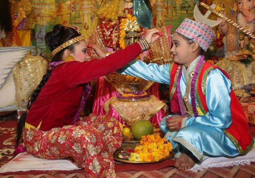 आज भाइटीका, बिहान ११ः३७ बजे उत्तम साइत