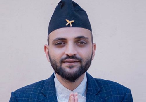 रवि लामिछाने हिरासतमा सुतेको फोटो खिच्ने निकोलस भुसाल पक्राउ