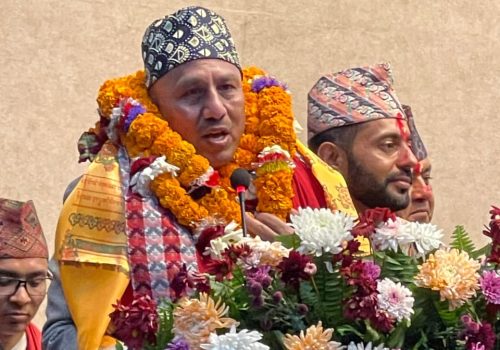 नेपाल राष्ट्रिय व्यवसायी महासंघको अध्यक्षमा श्रेष्ठ चयन