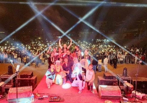 ‘भ्यालेन्टाइन्स डे’ को रात फिदिममा गुञ्जिए दीपक बज्राचार्य