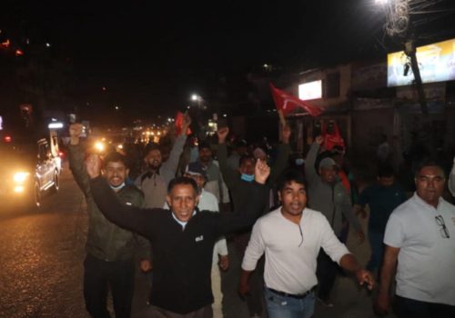 नुवाकोटको बट्टार बजारमा नेकपा माओवादी केन्द्रको आयोजनामा मसाल जुलुस (तस्वीरहरु)