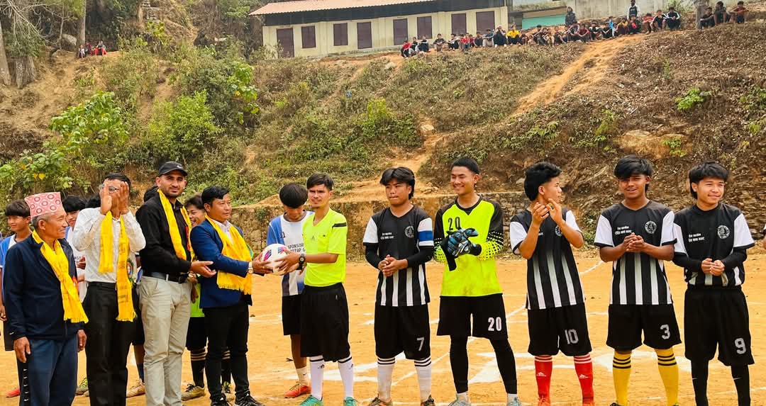 धादिङको चिसापानीमा प्रथम U-17 पुरुष फुटबल प्रतियोगिता सुरु