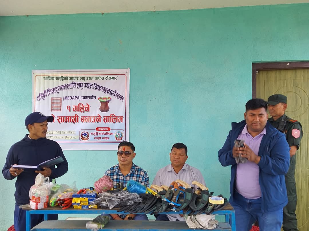 गजुरी गाउँपालिका–४, नेवारबॉसमा १ महिने बाँसको सामग्री बनाउने तालिम अध्यक्ष श्रेष्ठद्वारा उद्घाटन