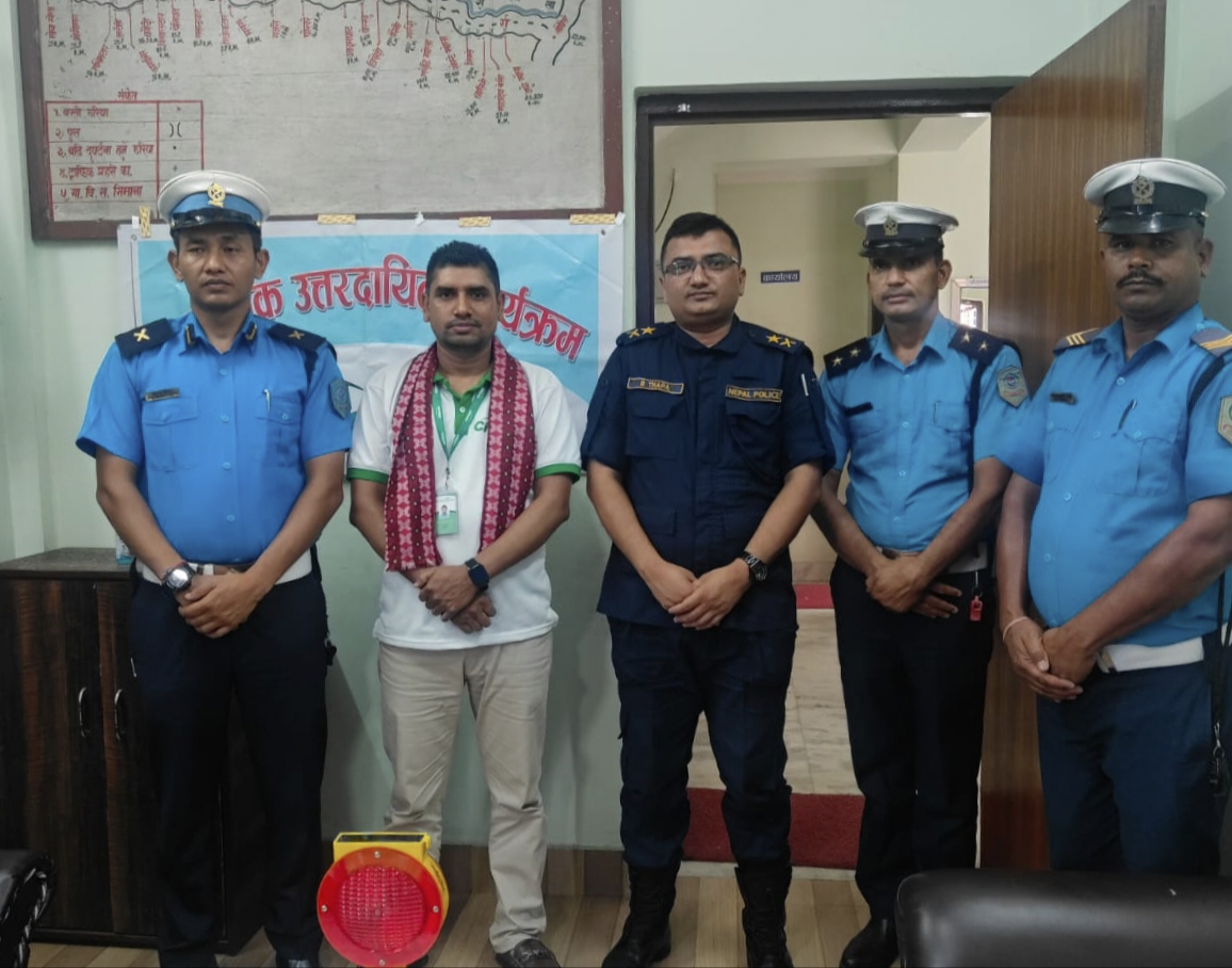 सिटिजन्स बैंकद्वारा गजुरीमा ट्राफिक सुरक्षा सामग्री वितरण कार्यक्रम सम्पन्न