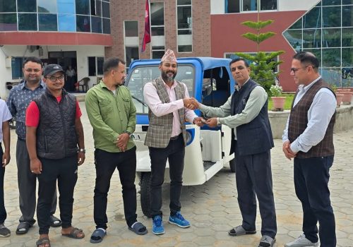 थाक्रे-६ मा जेष्ठ नागरिक, अपांग, दलित र विपन्नका लागि निःशुल्क अटो सेवा सुरु