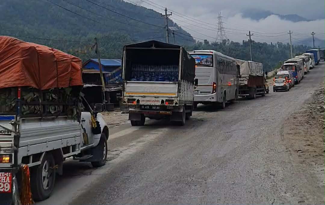 नागढुंगा-नौबिसे-मलेखु सडक खण्ड मंसिर २४ देखि पुस १ गतेसम्म दैनिक ५ घण्टा बन्द हुने