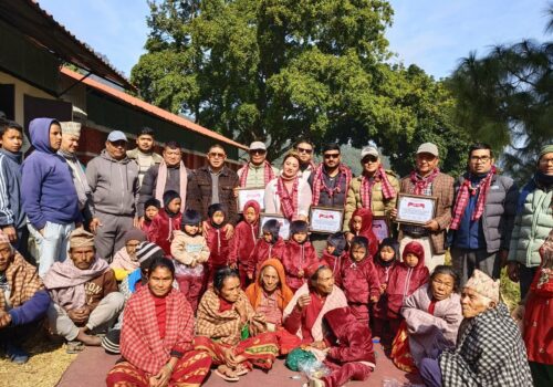 गजुरीको केउरिनी आधारभूत विद्यालयका जेहेन्दार तथा सिमान्तकृत बालबालिकालाई न्यानो कपडा सहयोग
