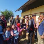 पञ्चकन्या आविका विद्यार्थीलाई ग्लोबल स्ट्यान्डर्ड एडुकेयर प्रा.लि.द्वारा न्यानो पोशाक वितरण