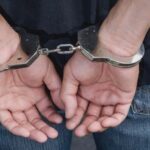 प्रहरीमाथि बियरको बोतल र बञ्जरो प्रहार गर्नेलाई गोली हानेर समातियो